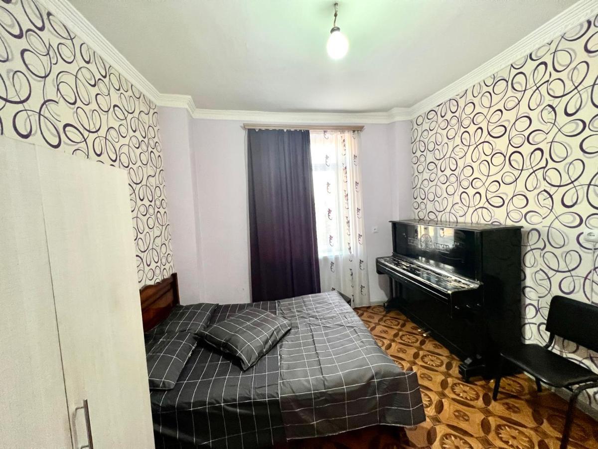 Bagratunyanc 14 Apartment Ереван Екстериор снимка